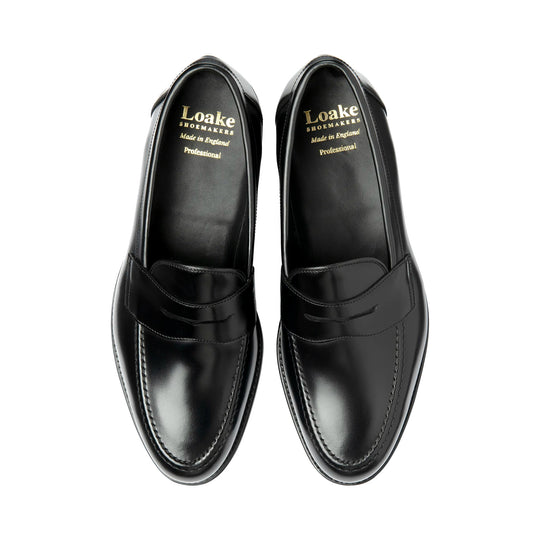 Loake Imperial sort poleret læder loafers set oppefra