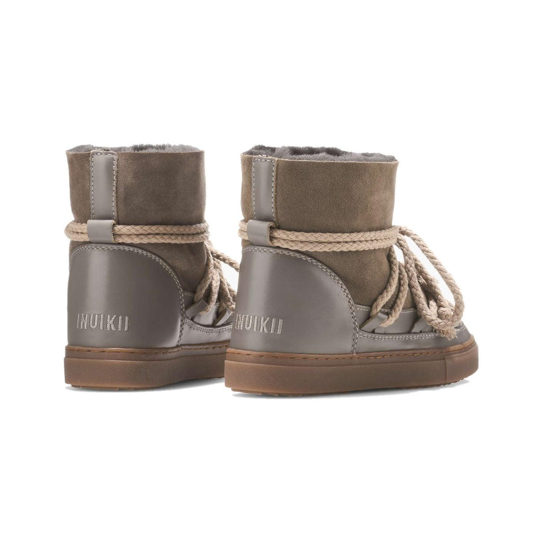 INUIKII Classic Boot Taupe - parret set bagfra