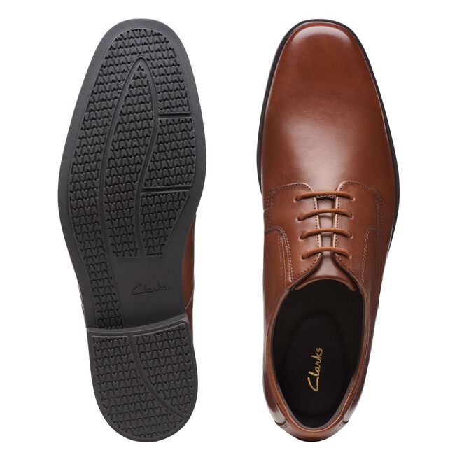 Clarks Howard Walk Dark Tan Leather