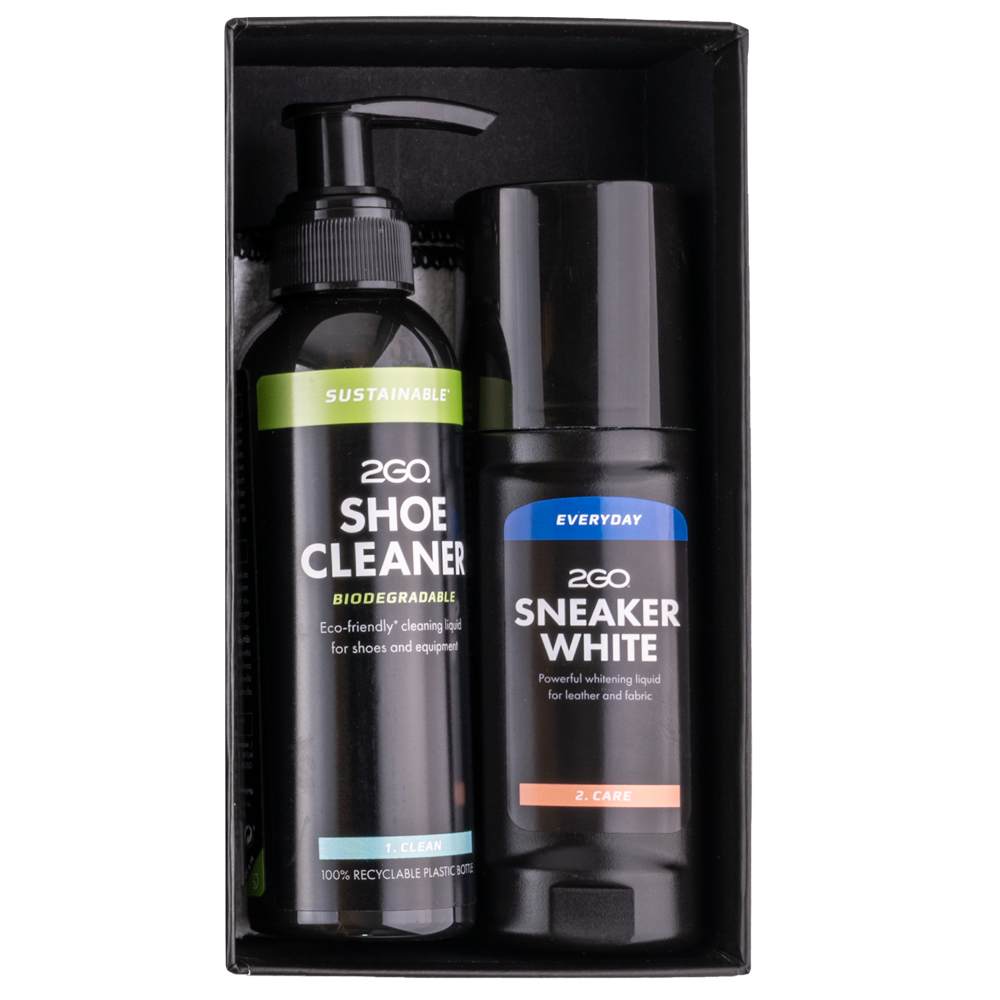 Sneaker white kit with eco friendly shoe cleaner